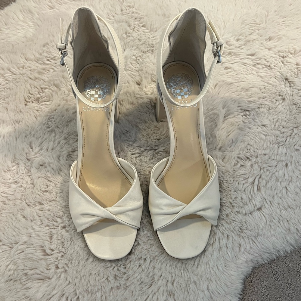 VINCE Camuto ‘Wesher’ ankle strap sandal - Picture 3 of 6